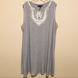 Sleeveless summer dress